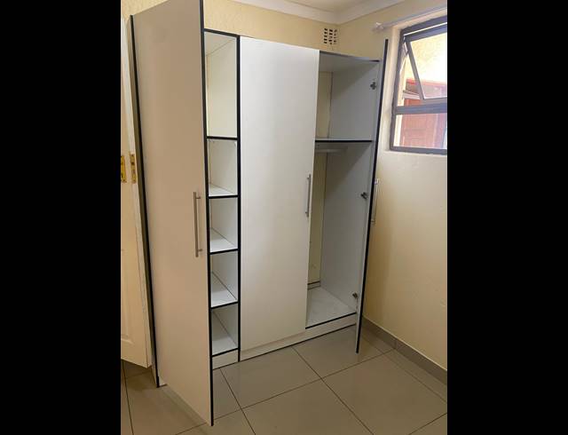 6 BEDROOM HOUSE FOR SALE IN WESTDENE